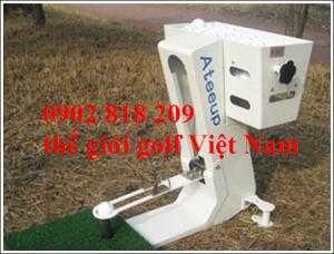 Máy đặt banh golf lên tee tự động, máy phát banh tự động