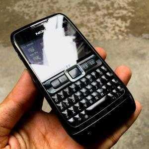 Nokia E71 Zin chính hãng New, có 3G-Wifi Pin Trâu siêu rẻ 539k.Có giao tới