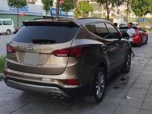 Bán Hyundai Santafe 2.4 Full 2017 chạy xăng vàng cát xe mới đi 2000 km