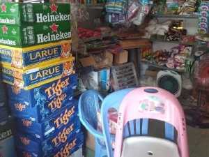 Cần sang tiệm tạp hóa đag kinh doanh tốt