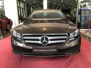 Bán xe Mercedes E250 2018 mới như xe mới trong hãng chạy 3800km giá rẻ vài trăm triệu
