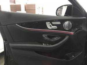 Bán xe Mercedes E250 đký 2018 chạy 9671km xe mới 99% giá cực rẻ