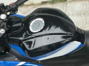 Ốp bình xăng R1m cho R-3 - 7tr900 ( Còn ốp bình xăng zin )
