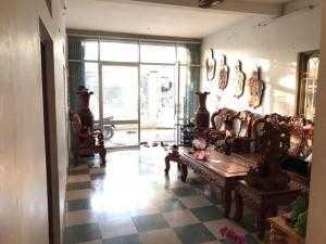 Nhà cấp 4 tiện kinh doanh mặt tiền Nguyễn Khuyến