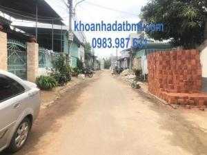 Bán đất TC 100%,mặt tiền Đinh Văn Gió 8*21m,nở hậu tí.rất gần Amajhao,gần siêu thị coormat.