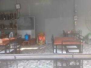 1 trong tổng số 1 Sang nhượng quán BIA - NHẬU gần sân bóng DT 60 m2 hai mặt tiền (5x10 m) Q.Hà Đông