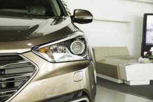 Hyundai Santa Fe màu nâu giao ngay trong ngày