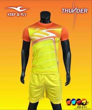 Bộ quần áo bóng đá cao cấp KEEP & FLY Thunder Vàng