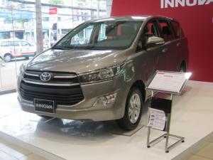 Toyota INNOVA E - số sàn khuyến mãi cực sốc