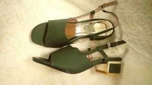 Giày Sandal xanh rêu mẫu mới