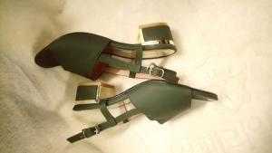 Giày Sandal xanh rêu mẫu mới