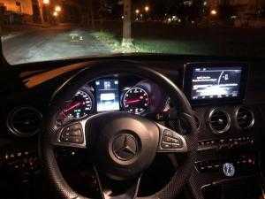 Xe du lịch Mercedes