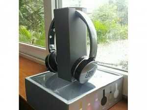 Chụp tai Bluetooth JBL B74 CSO CẤP