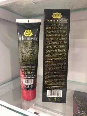 Sữa rửa mặt thảo mộc Korean Beauty HERBAL CLEANSER.