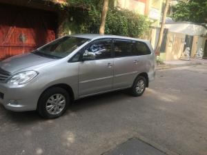 Tôi muốn bán xe TOYOTA INNOVA G màu bạc, sx cuối 2011, chính chủ biển hn