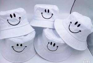 Nón Bucket mặt cười