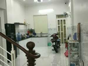 Bán nhà 2 lầu, mặt tiền đường Số 13, Q.7