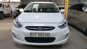 Bán Hyundai Accent Blue 1.4MT màu trắng số sàn biển Sài Gòn nhập khẩu Hàn Quốc 2016