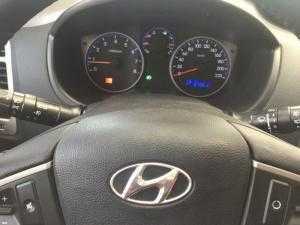Bán Hyundai i20 2010, màu đỏ, nhập khẩu, biển TP, giá TL, hổ trợ góp