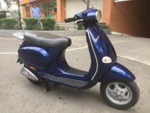 Piaggo Vespa ET8 nhập 208 ngay chủ dán keo