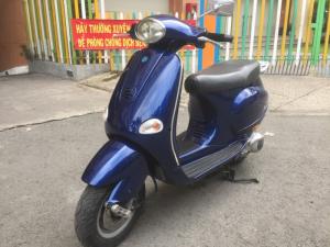 Piaggo Vespa ET8 nhập 208 ngay chủ dán keo