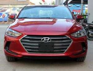 Elantra 1.6 AT 2018 xe có sẵn tại showroom, hỗ trợ vay 90%