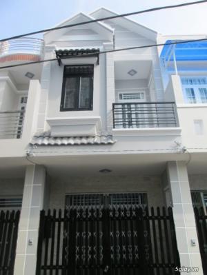 Bán căn nhà mặt phố một chệt một lầu