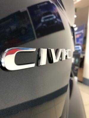 Honda Civic 1.8 Nhập Khẩu Nguyên Chiếc Từ Thái Lan