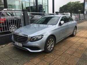 Mercedes E200