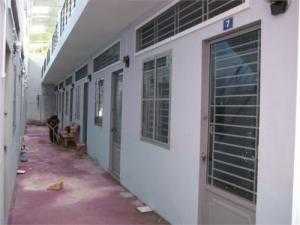 Gia đình nhượng gấp 300m2 và dãy nhà trọ 6 p đang thuê kín giá rẻ