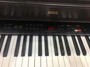 Bán đàn Piano điện Korg C-8500
