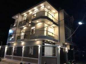 Bán nhà Huyện Nhà Bè Tp Hồ Chi Minh địa chỉ 67/47 ĐàoTông Nguyên DT 5m x 13m, 3 lầu