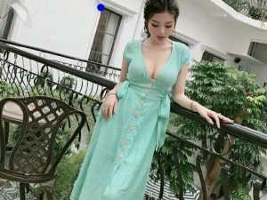 Đầm sexy voan