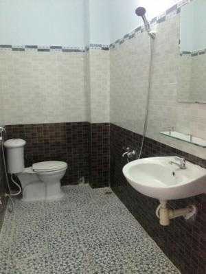 Bán gấp nhà Trường Chinh, chính chủ, 3T, 40m2.