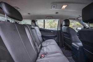 Bán Xe Nhập Khẩu Chevrolet Trailblazer 7 Chỗ Màu Xám, Mua Xe Trả Góp Tới 90%.