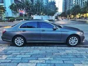 Bán xe Mercedes E200 Nâu 2017. Trả trước xong rinh xe về ngay