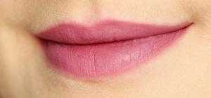 Son lì Kiko Velvet Passion Matte Lipstick