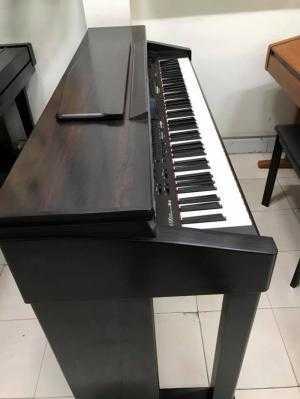 Bấn đàn piano điện Roland KR-570 -Bảo hành 2 năm