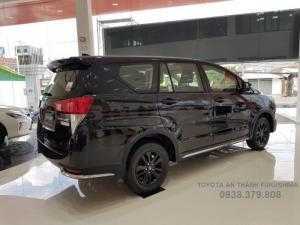 Innova 2.0G Venturer, Màu Đỏ Và Đen Đặc Biệt, Tại Toyota Bình Chánh