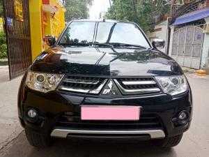 Cần bán xe Mitsubishi Pajero Sport 2016 số sàn màu đen
