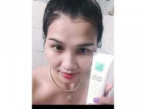 (MUA 1 tặng 1) SỮA RỬA MẶT TẢO XOẮN PIZU tặng máy masage ion