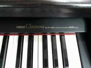 Đàn Piano điện Yamaha CLP-123 , giá rẻ bất ngờ - âm thanh xuất sắc!!!