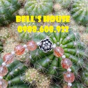Vòng tay thạch anh tóc đỏ 8li kết hợp charm Hoa sen xinh xắn, vòng tay đá phong thủy Bells House TPHCM