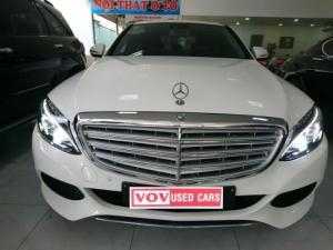Bán Mercedes C250 Exclusive 2015 màu trắng