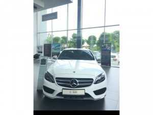 Mercedes C300 trắng, nội thất đỏ giao xe nhanh tại TP HCM