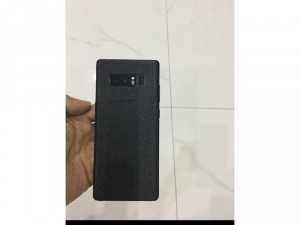 Cần bán note 8 bản Mỹ 16gb, áp suất chạy tưng tưng