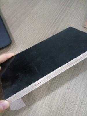 Cốp Pha Phủ Phim