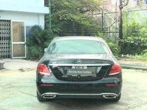Bán xe Mercedes E200 Siêu Siêu Lướt Chính hãng, mới chạy có 20km.