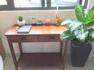 bàn trang trí nhà và văn phòng (hàng xuất khẩu )