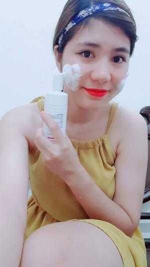 Sữa rửa mặt thải độc Lycopen Mwhite